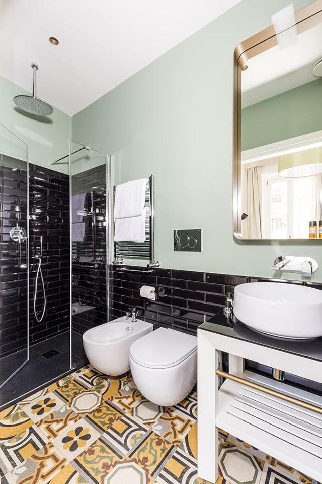Parisii Luxury Relais 2*