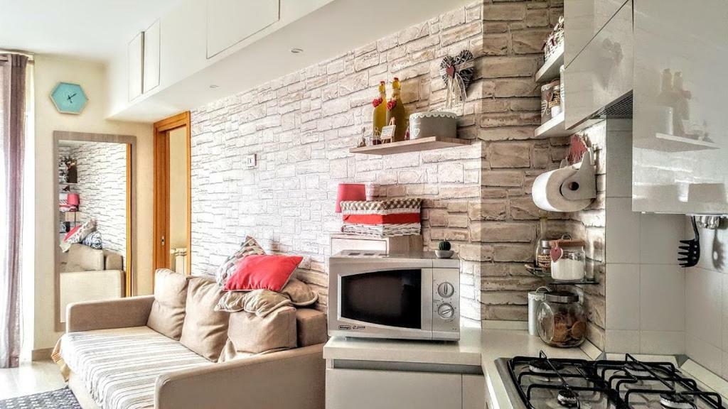Porta Di Appartement *