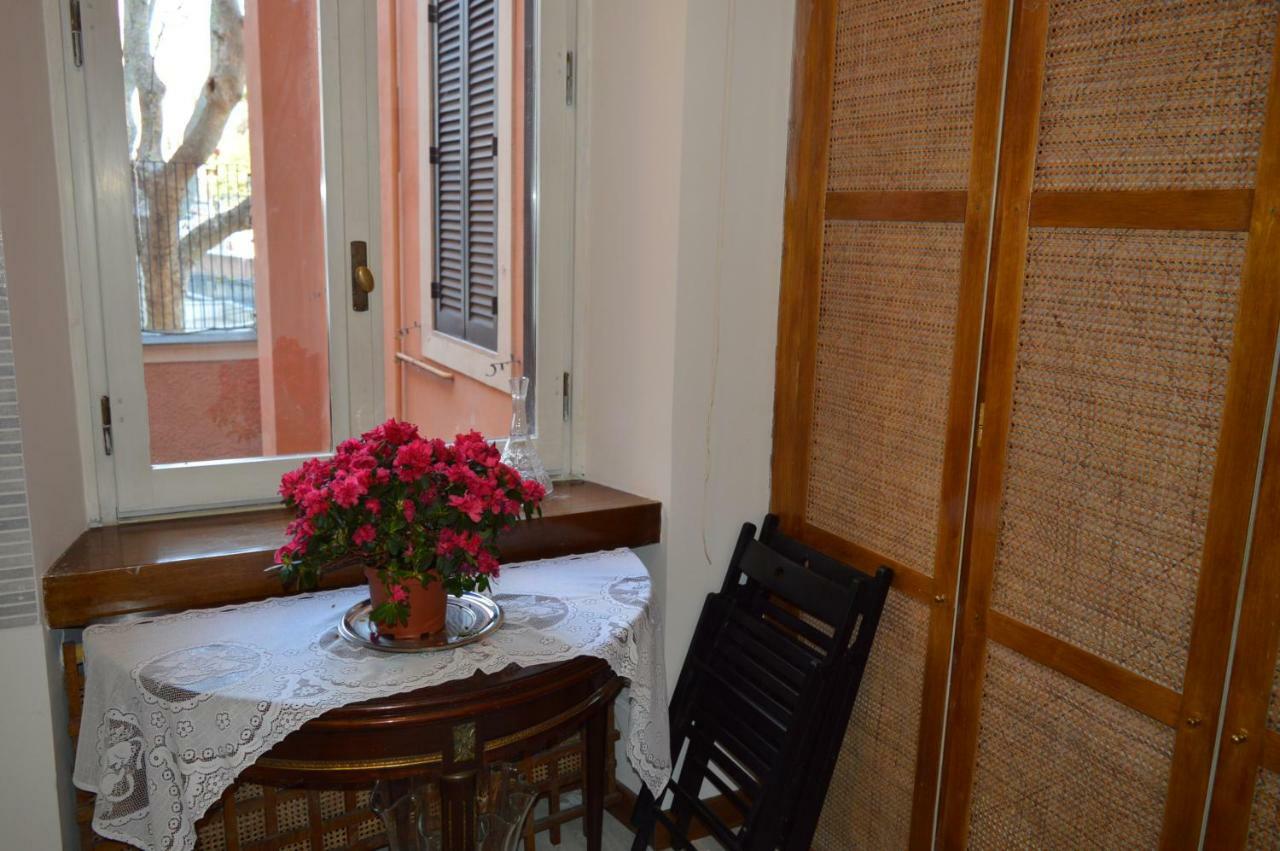 Balcony Colosseum View