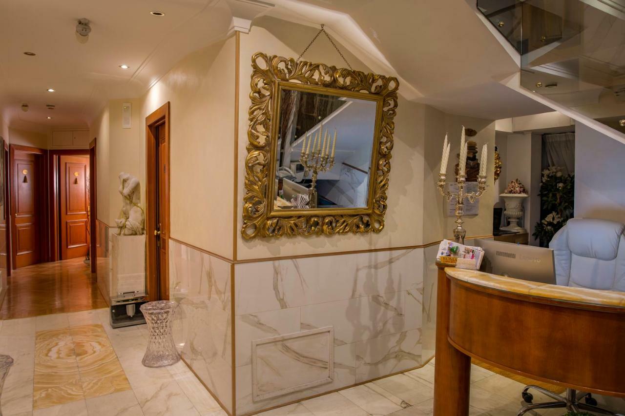 Luxury H 2000 Bed & Breakfast Rome