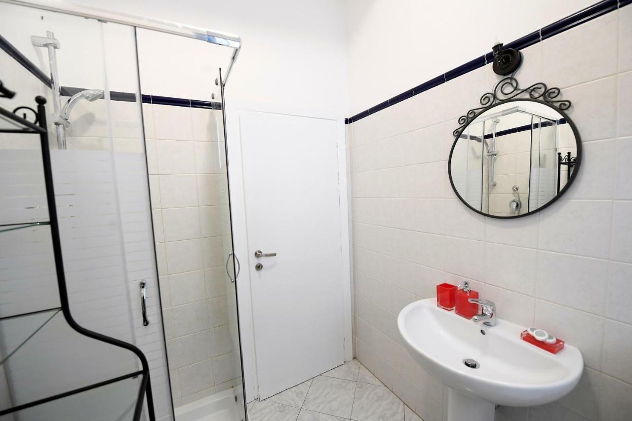 Easy Holidays - Colosseo Apartamento *