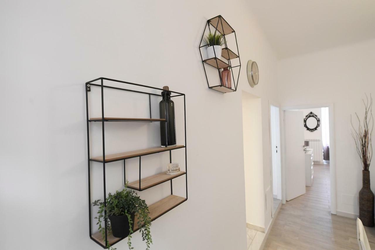 Easy Holidays - Colosseo Apartamento