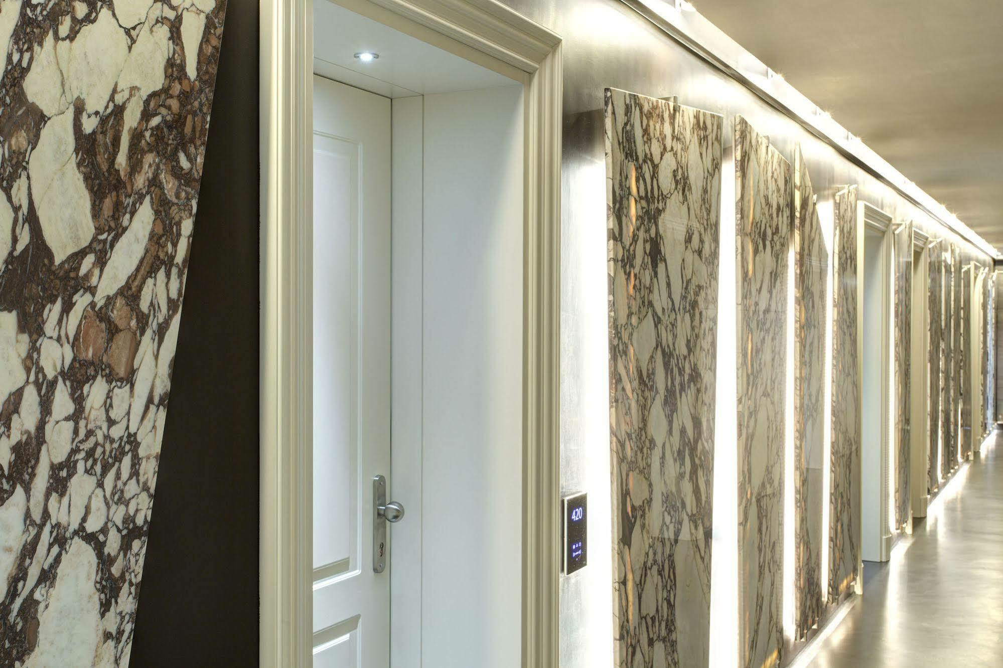 Mascagni Luxury Rooms&suites Hotel