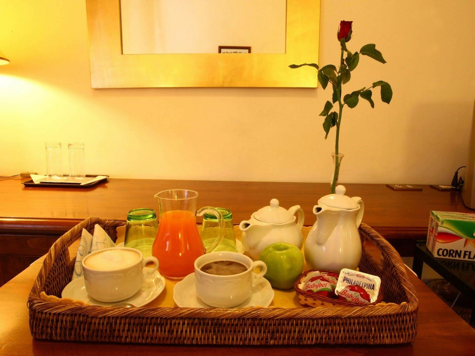 Al Colonnato Di San Pietro Bed & Breakfast Rome