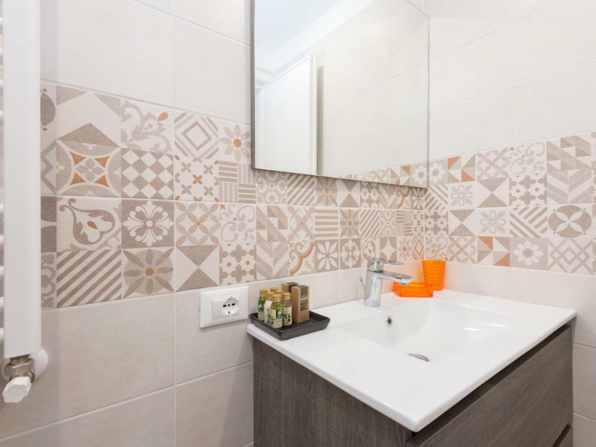 Apartment Apartment Vittorio Emanuele By Interhome