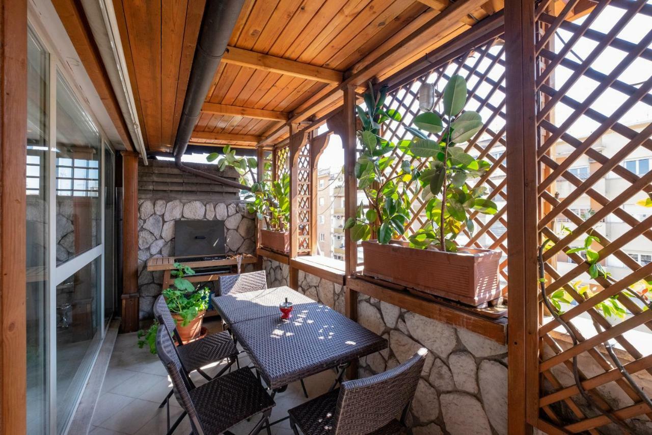 Amazing Penthouse With Terrace By Caracalla Roma
