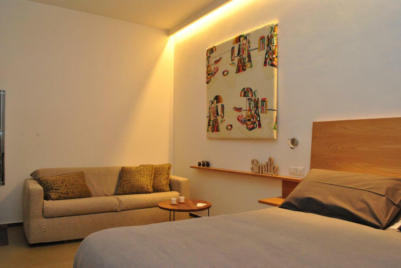Aleja Bed & Breakfast *