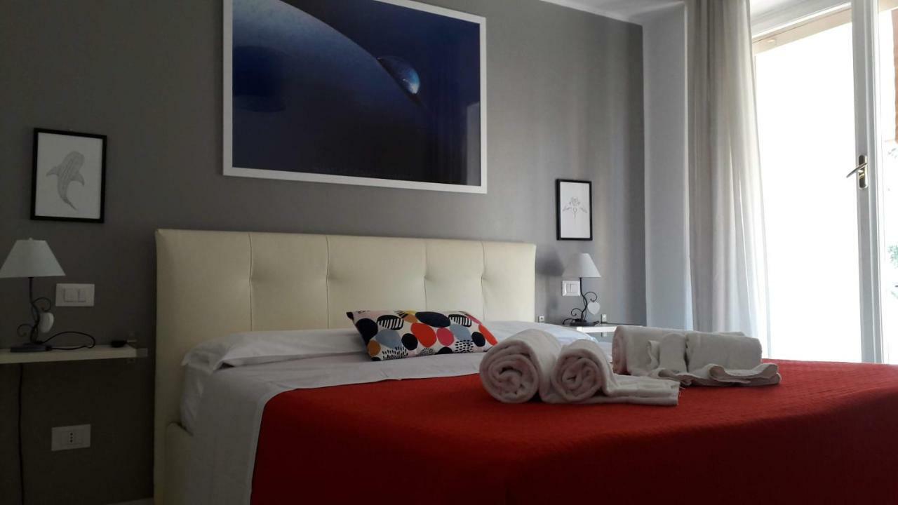 Domus Raffaello Bed & Breakfast
