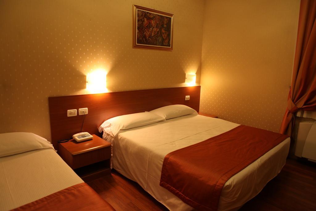 Flower Garden Hotel Rome