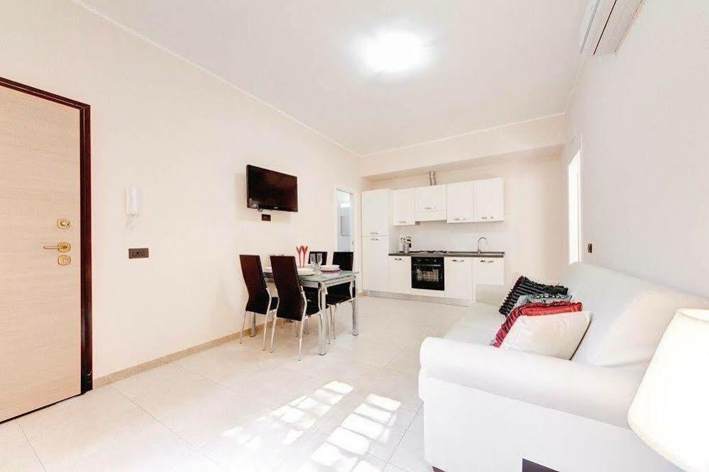 A - Cinecitta Apartment Rome