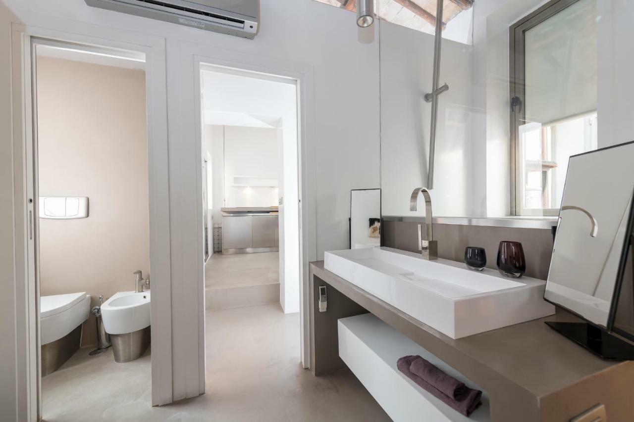 Appartamento Two Bedrooms With Solarium With View On San Peter Church And Sant'angelo Castle