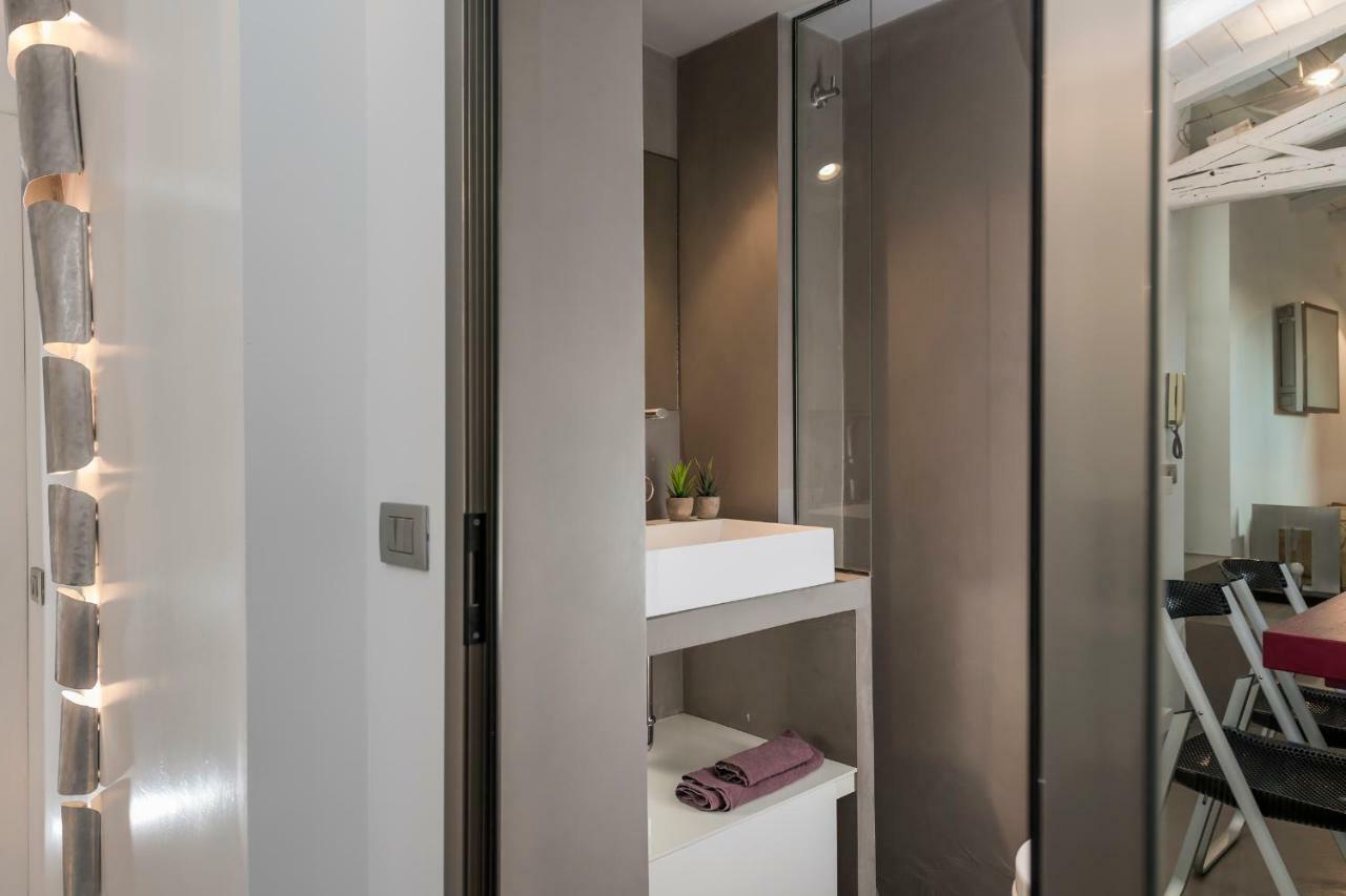 Two Bedrooms With Solarium With View On San Peter Church And Sant'angelo Castle Apartment