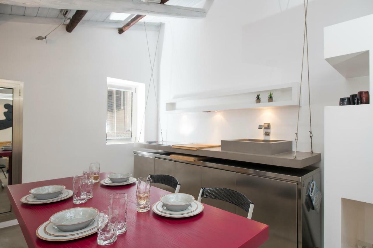 Two Bedrooms With Solarium With View On San Peter Church And Sant'angelo Castle * Rome