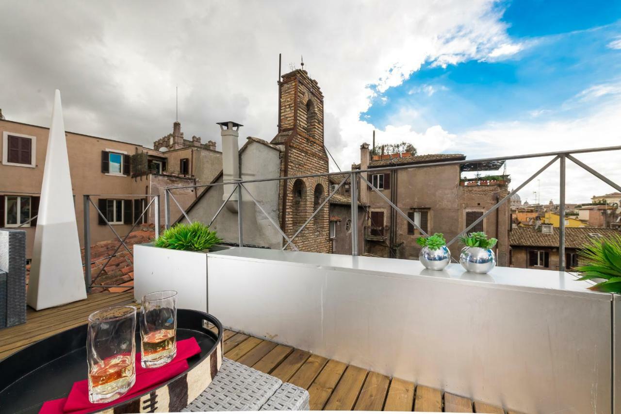 Appartamento Two Bedrooms With Solarium With View On San Peter Church And Sant'angelo Castle