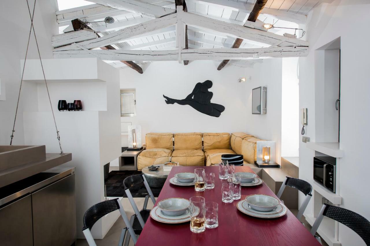 Apartment Two Bedrooms With Solarium With View On San Peter Church And Sant'angelo Castle Rome