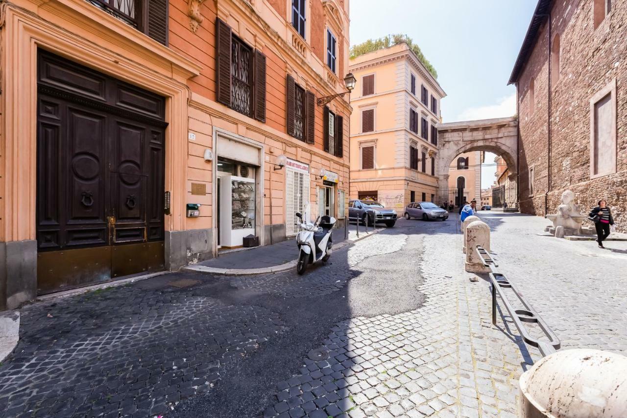 Finest Emperor's Apartment Rome
