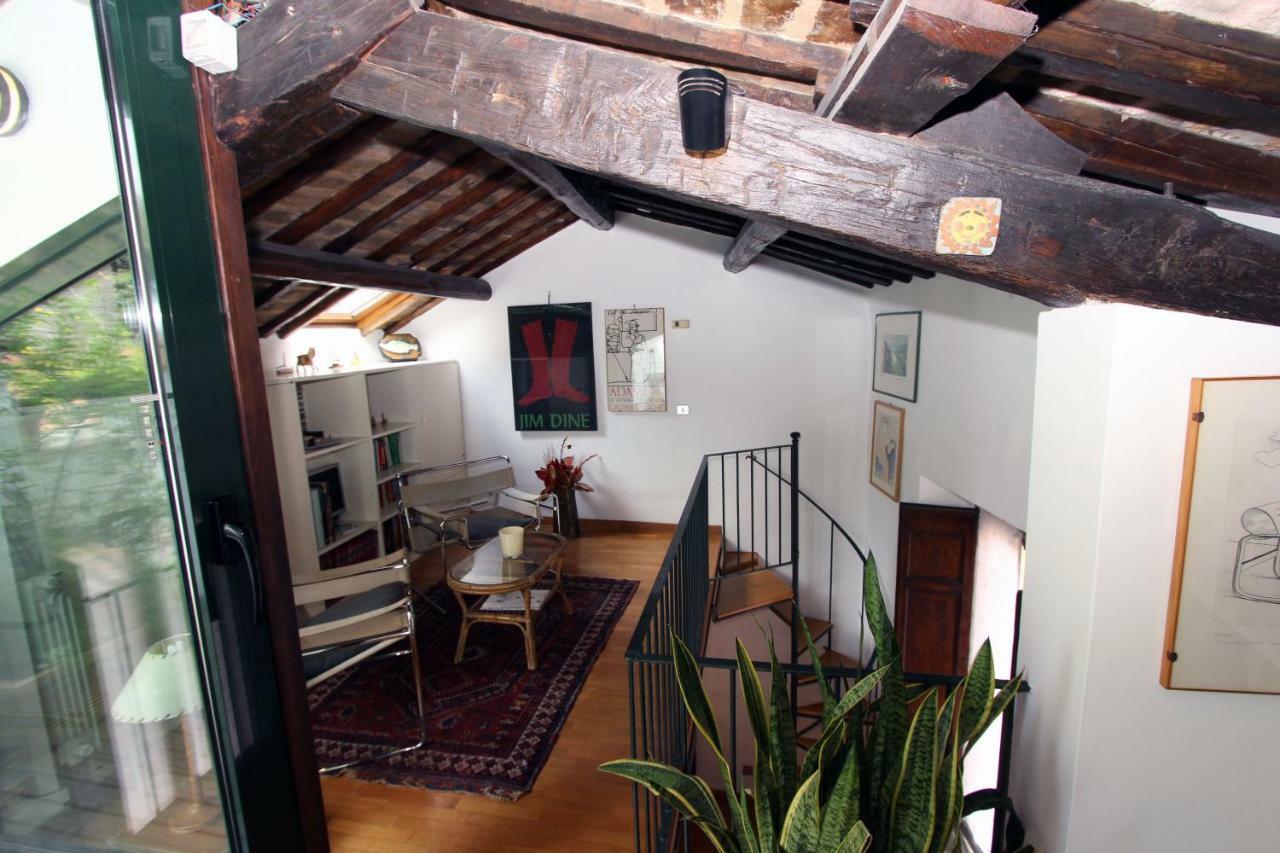 Navona Flat