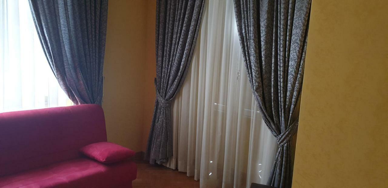 La Breccia A Porta Pia Bed & Breakfast Roma