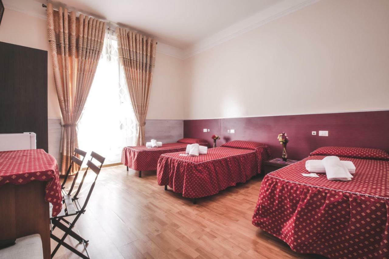 Vertex Guest House. Rome