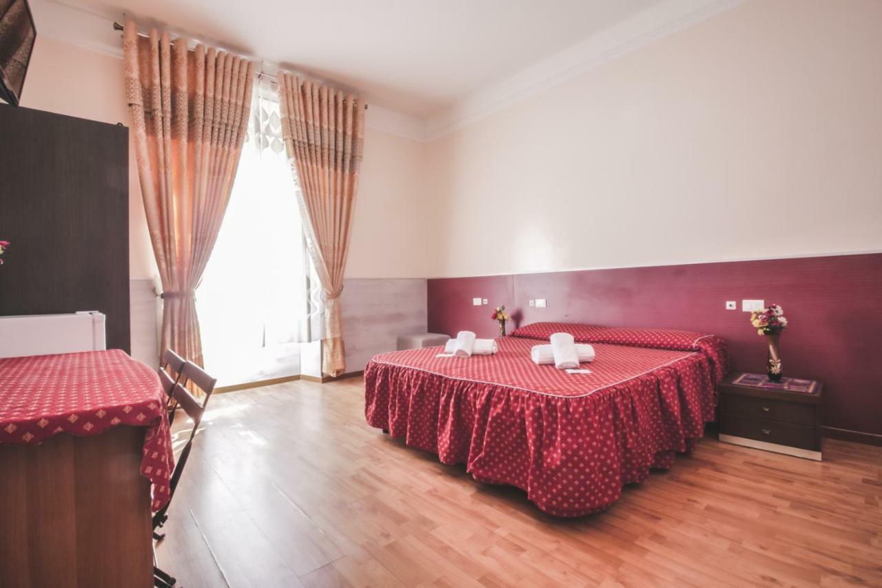 Vertex Guest House. * Rome