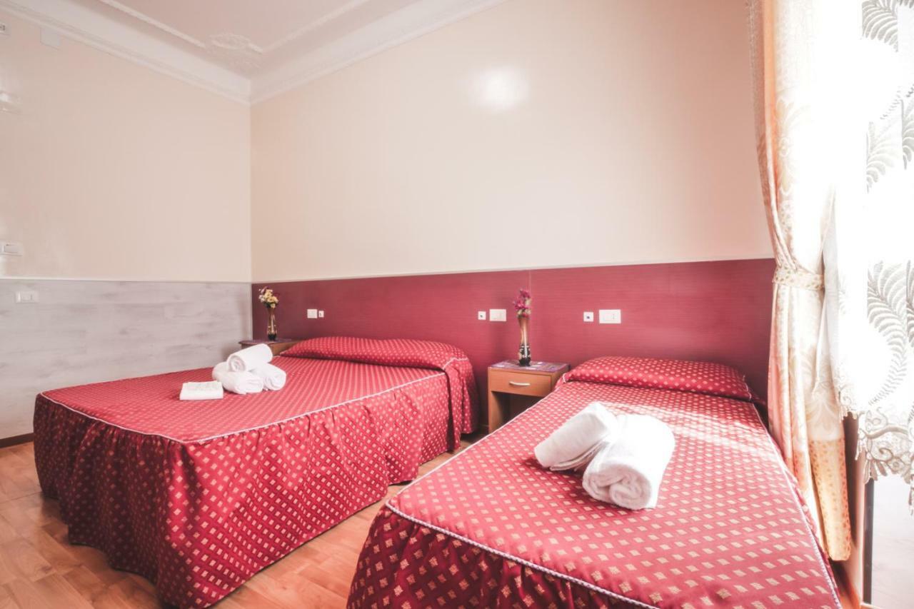 Vertex Guest House. * Rome