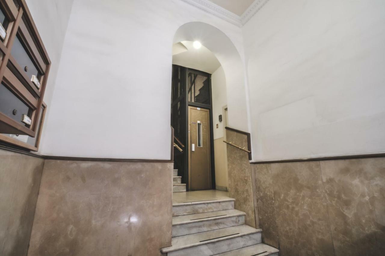 Vertex Guest House. Maison d'hôtes Rome