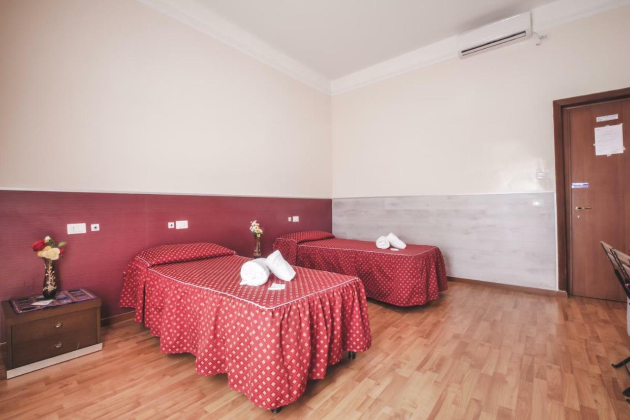 Vertex Guest House. Rome