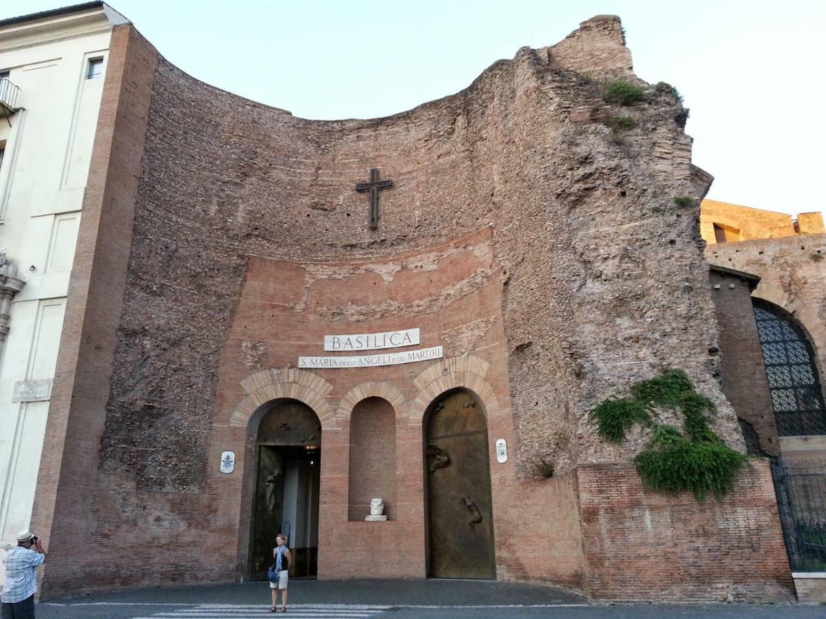 Domi 10 Apartment, Stazione Termini, Via Curtatone 12 *