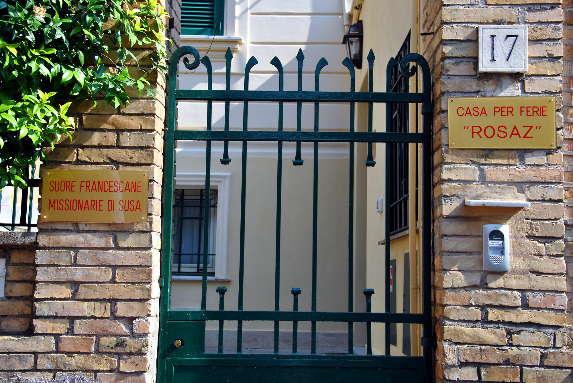 Affittacamere Casa Per Ferie Beato Rosaz