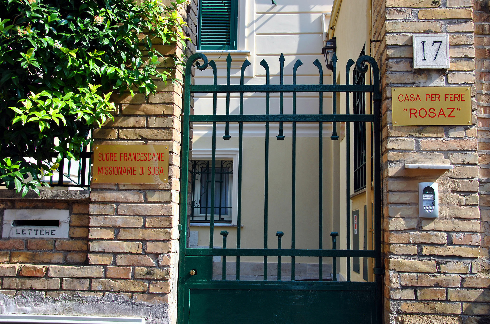 Casa Per Ferie Beato Rosaz Affittacamere Roma