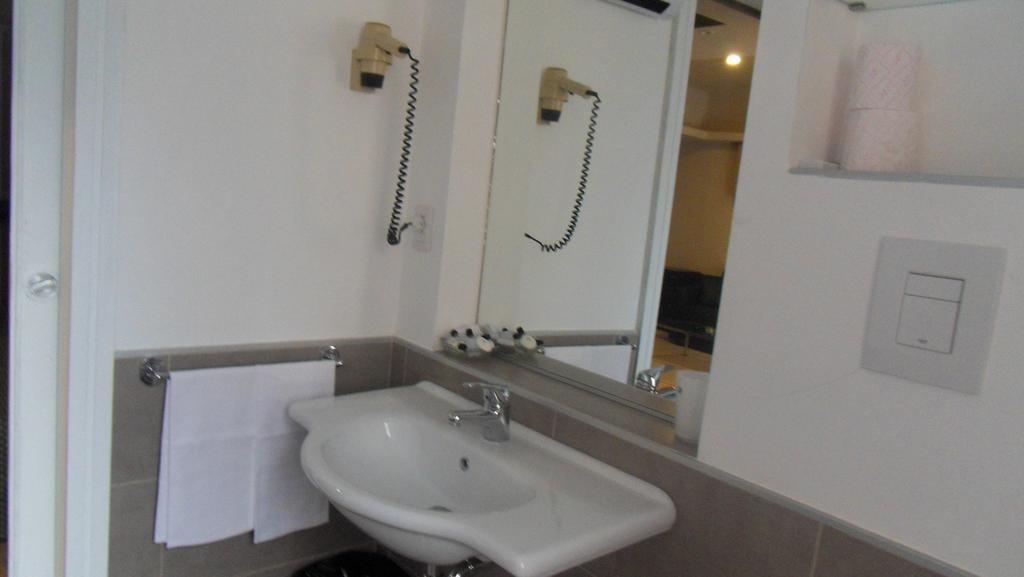 Aparthotel Sacconi Roma