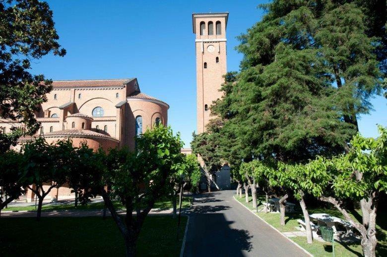 Maison d'hôtes Casa La Salle - Casa Religiosa 3*