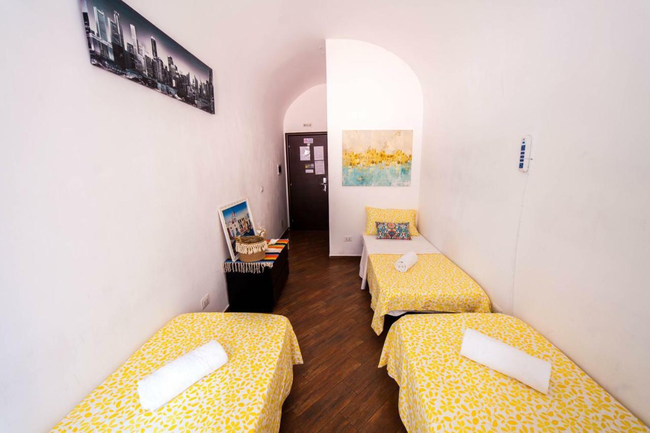 Guest house Romangelo Termini 3*