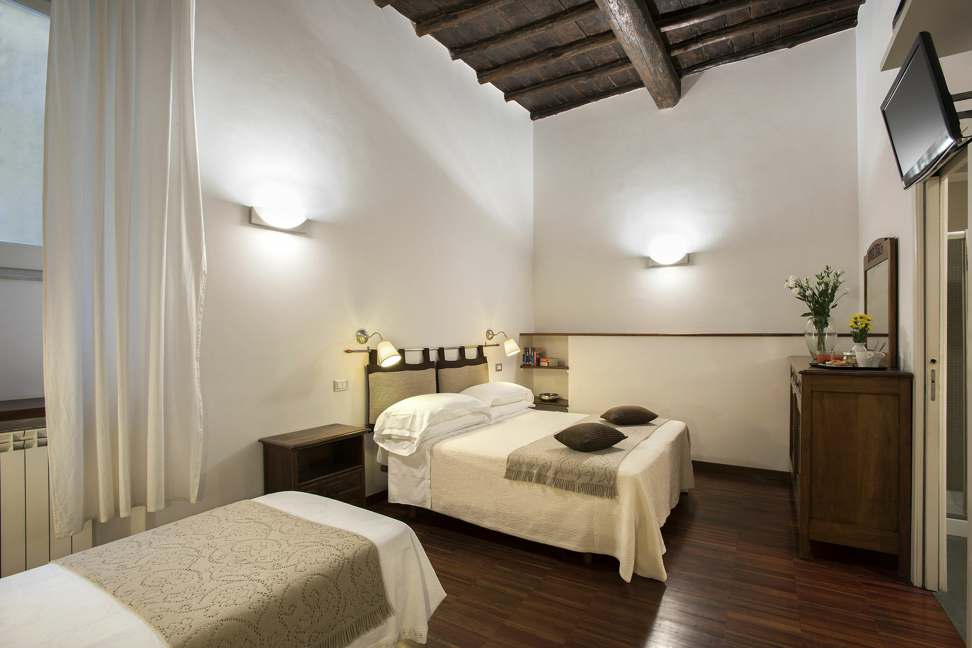 B&B Arco Del Lauro Acomodação com café da manhã  Roma