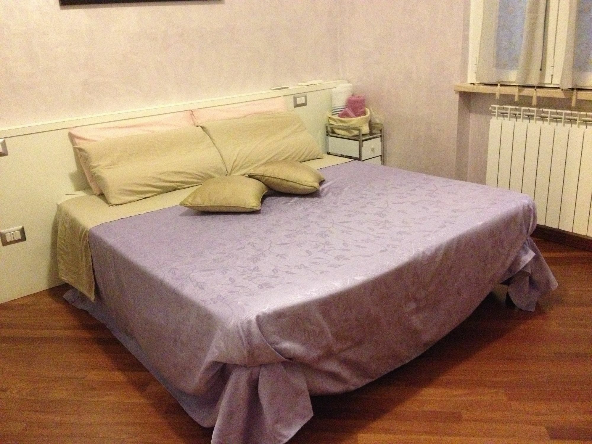 Gala Bed & Breakfast 3*