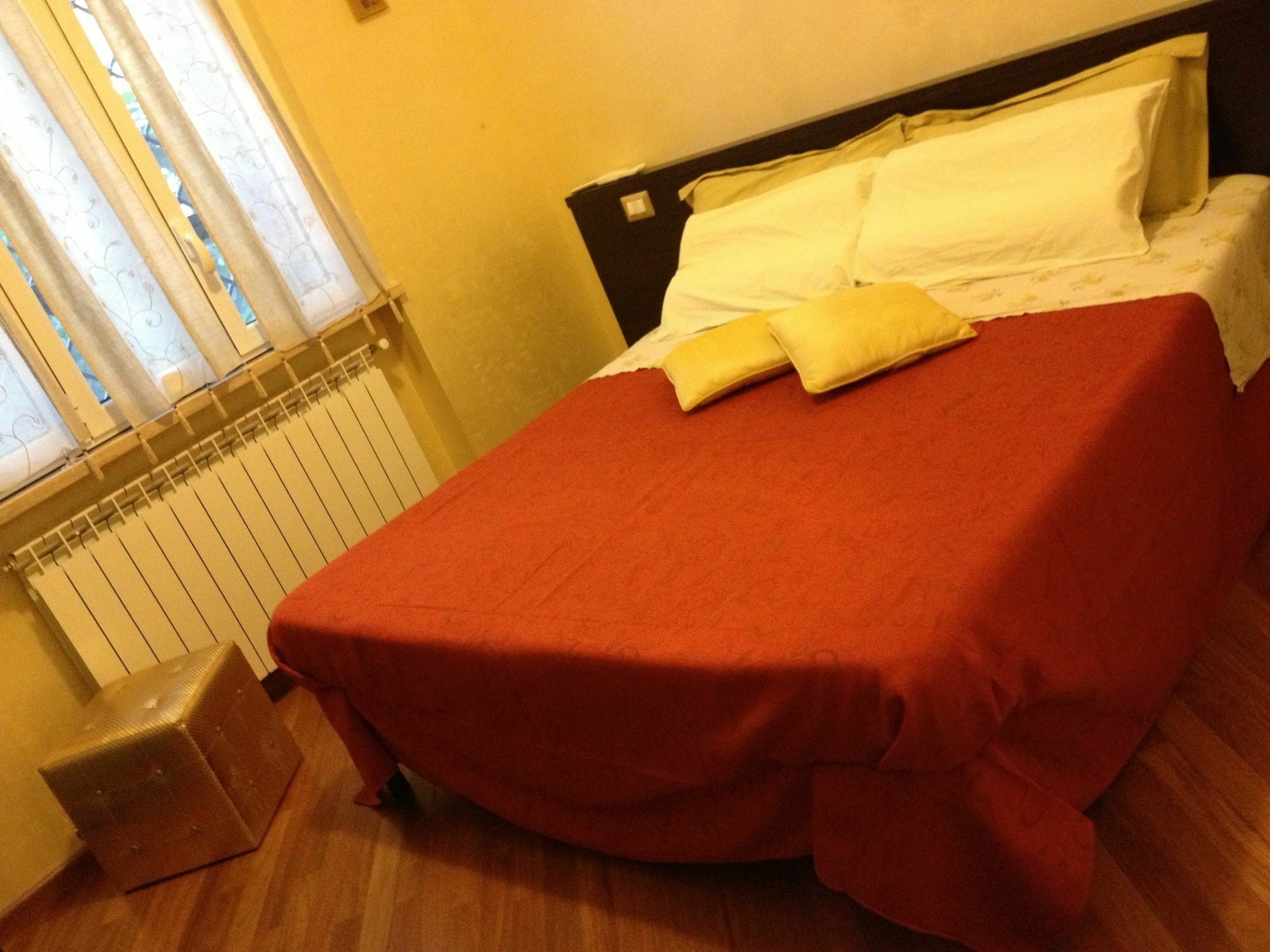 Gala Bed & Breakfast Rome