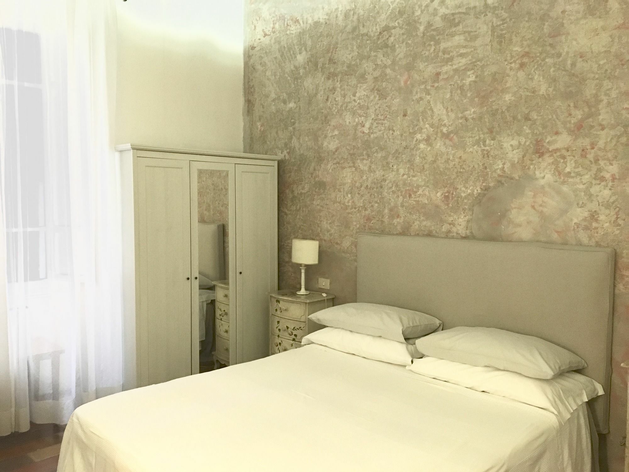 Vicolo Del Lupo Rome