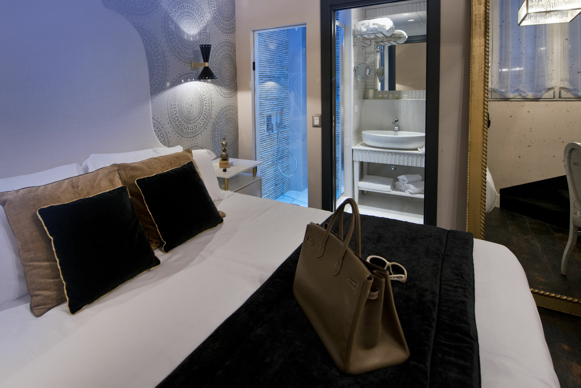 Ht6 Hotel