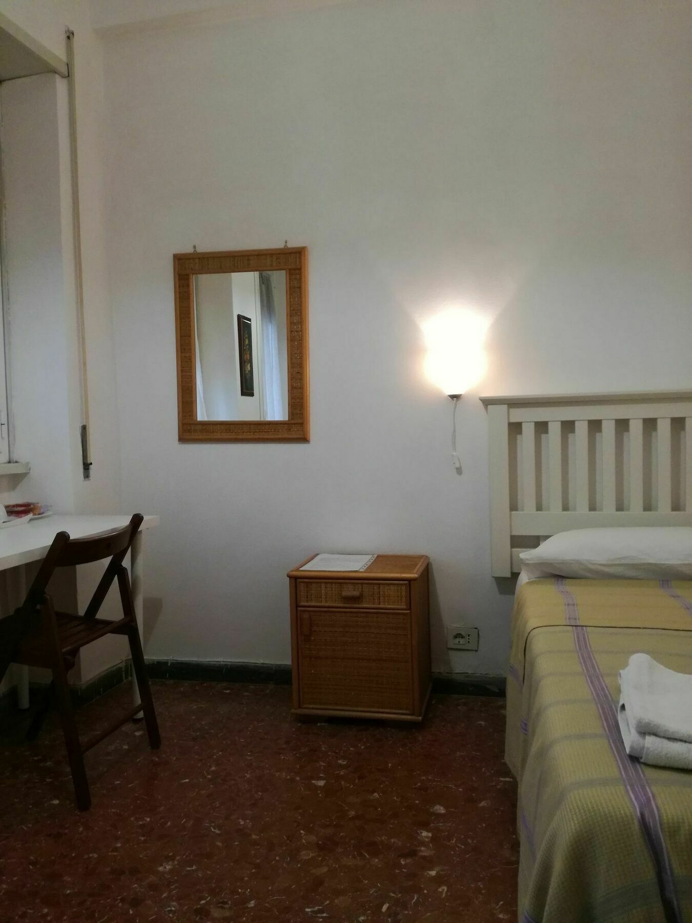 Testa Gioacchino Couette-café Rome