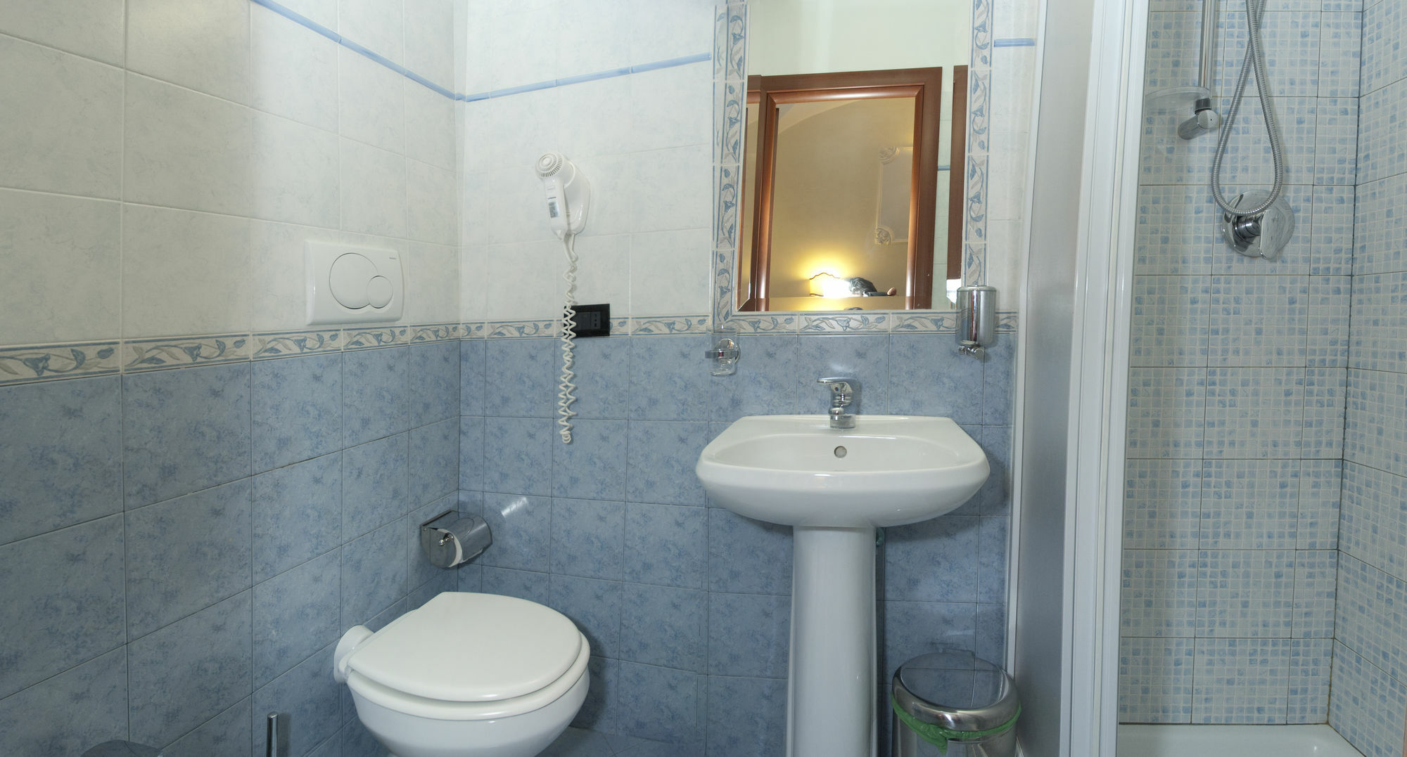 Privato Giuseppe Couette-café 3*