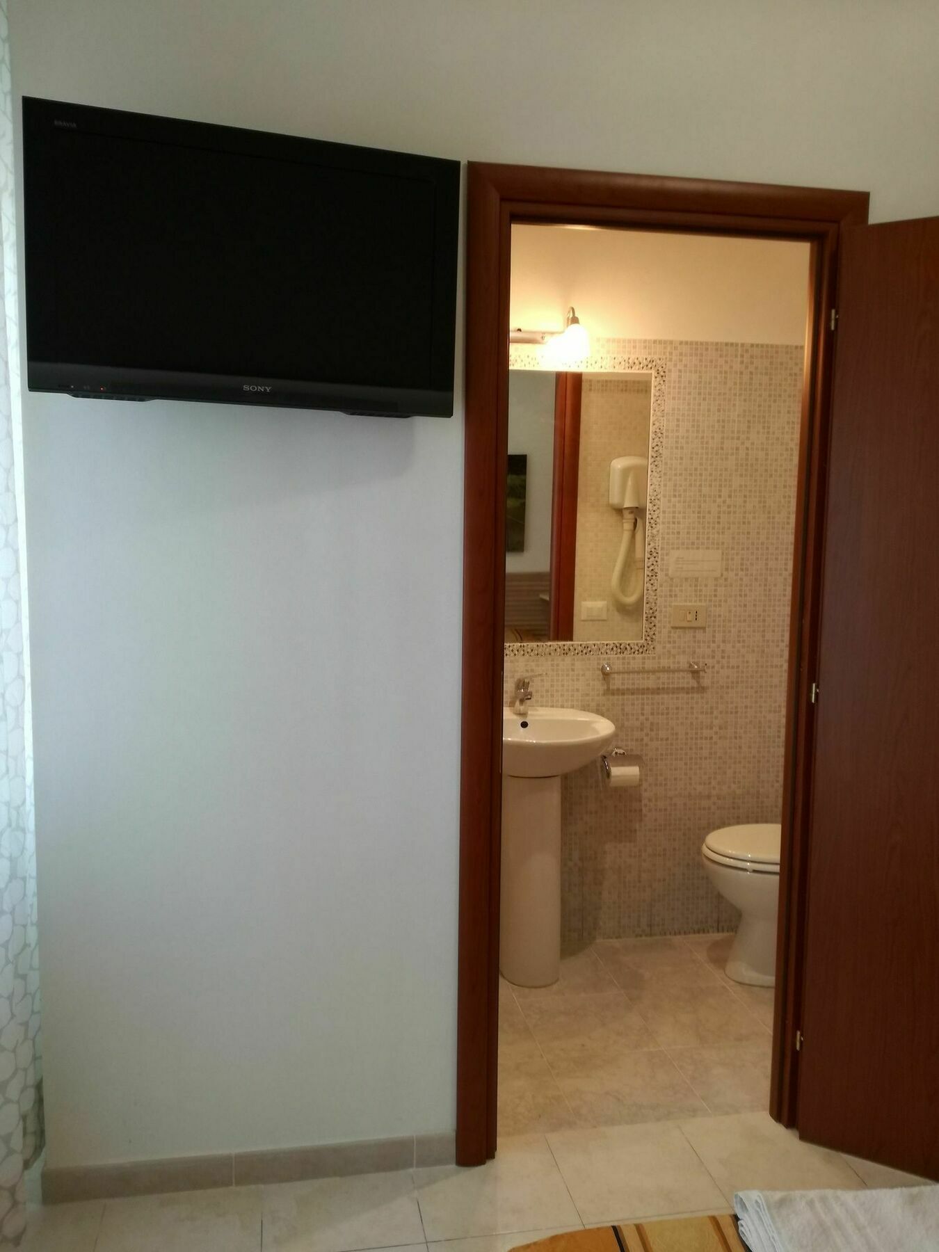 Couette-café Testa Gioacchino 3*