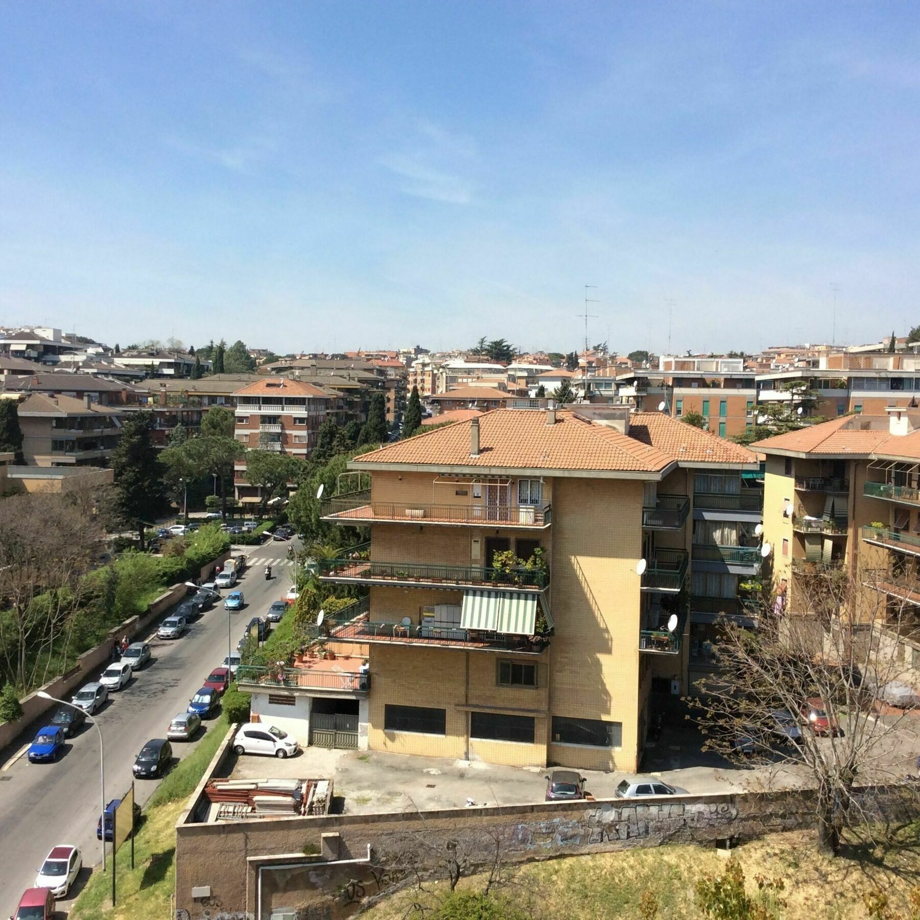 The Sun House * Roma