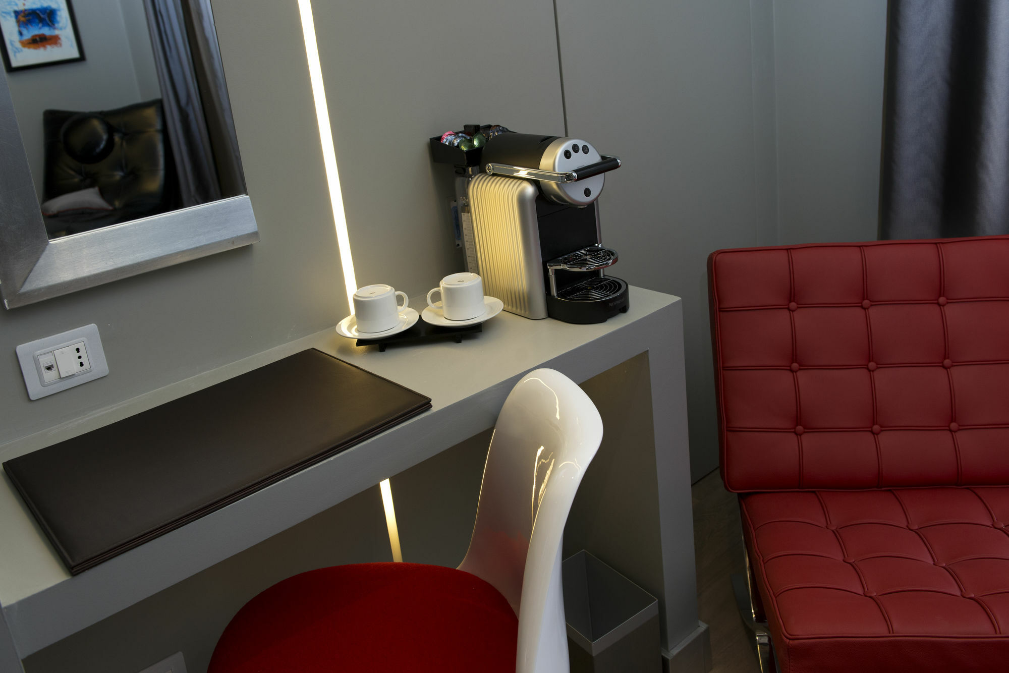 Torre Argentina Relais - Residenze Di Charme 3*