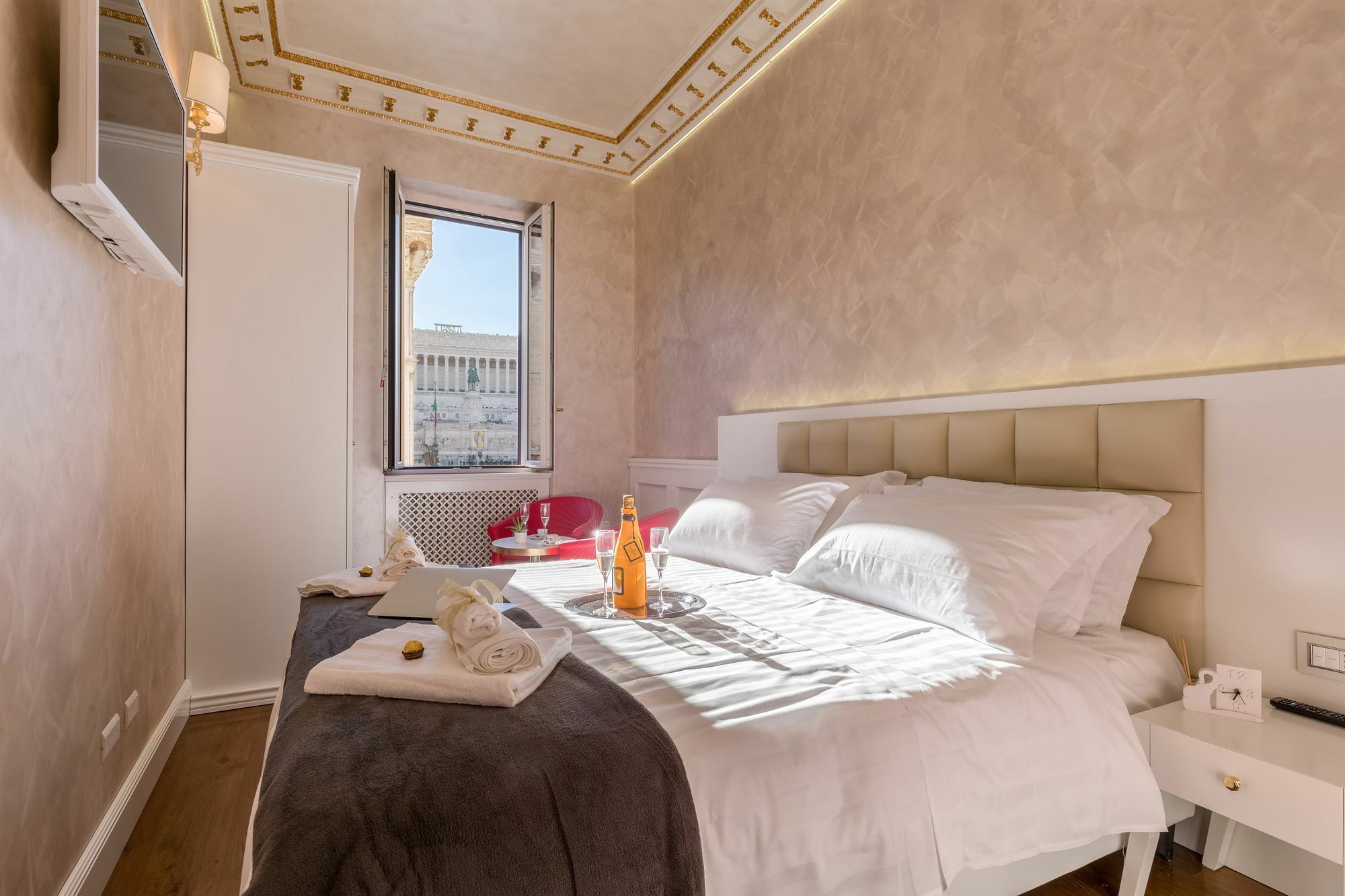 Luxury Piazza Venezia Hotel Rome