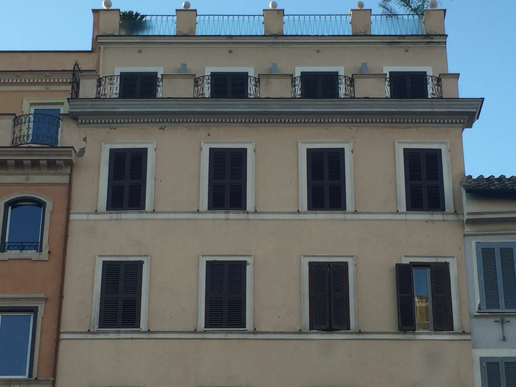 Hotel Luxury Piazza Venezia 3*