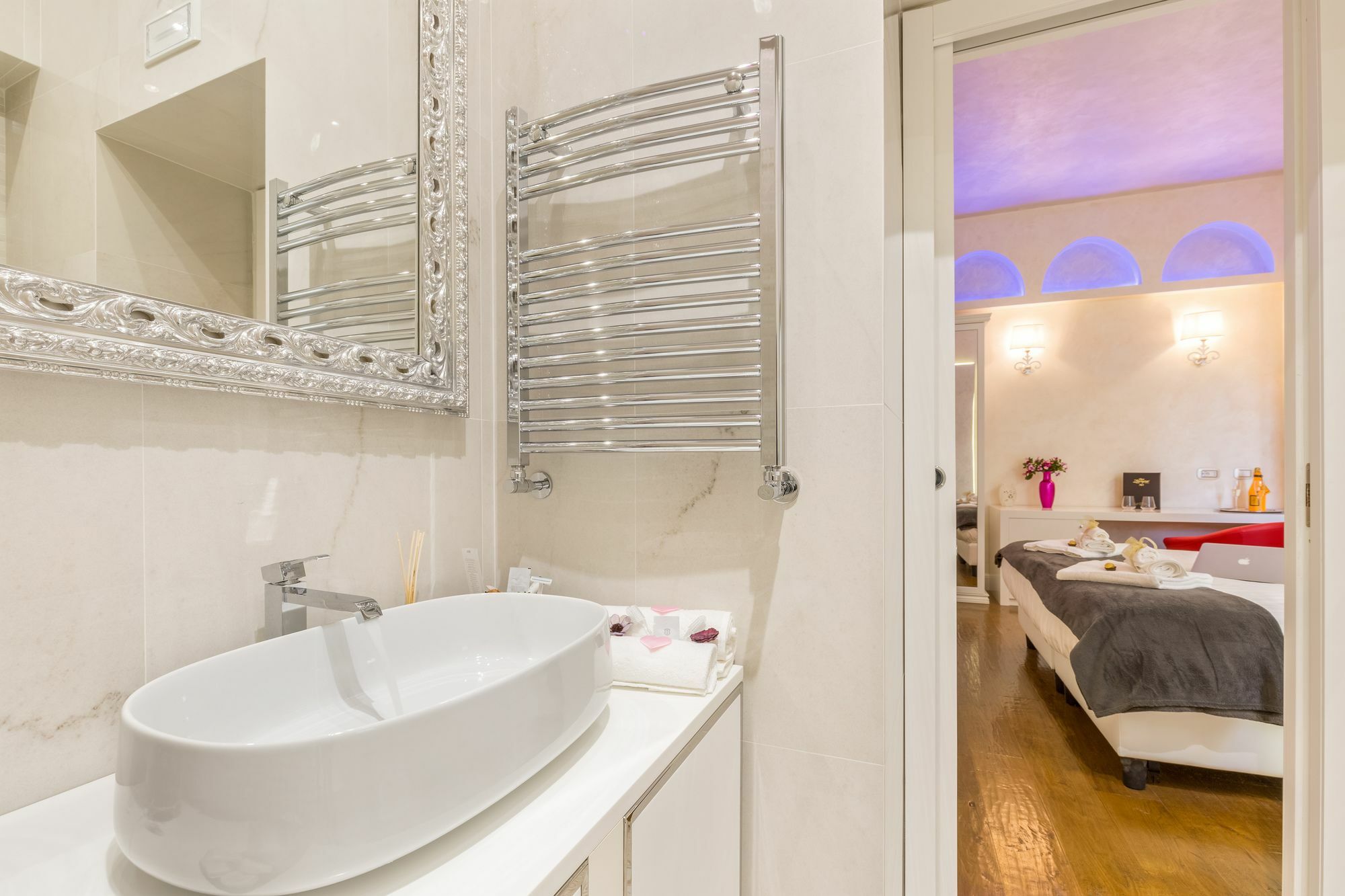 Luxury Piazza Venezia Hotel 3*
