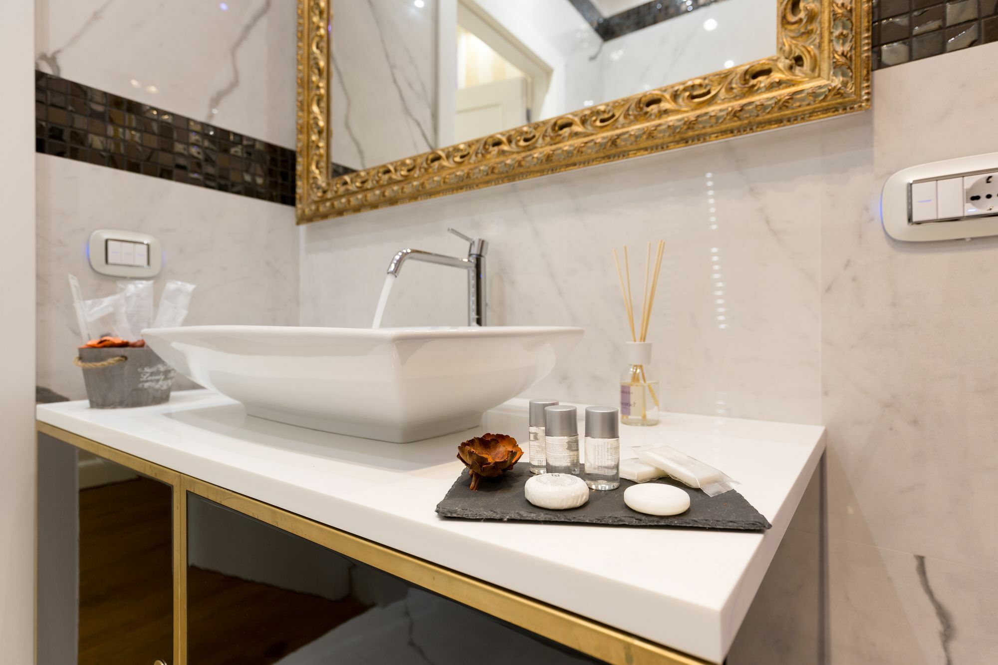 Hotel Luxury Piazza Venezia 3*