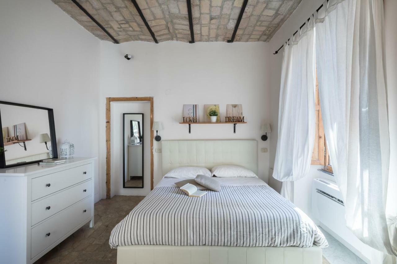 La Papessa Del Colosseo Apartment
