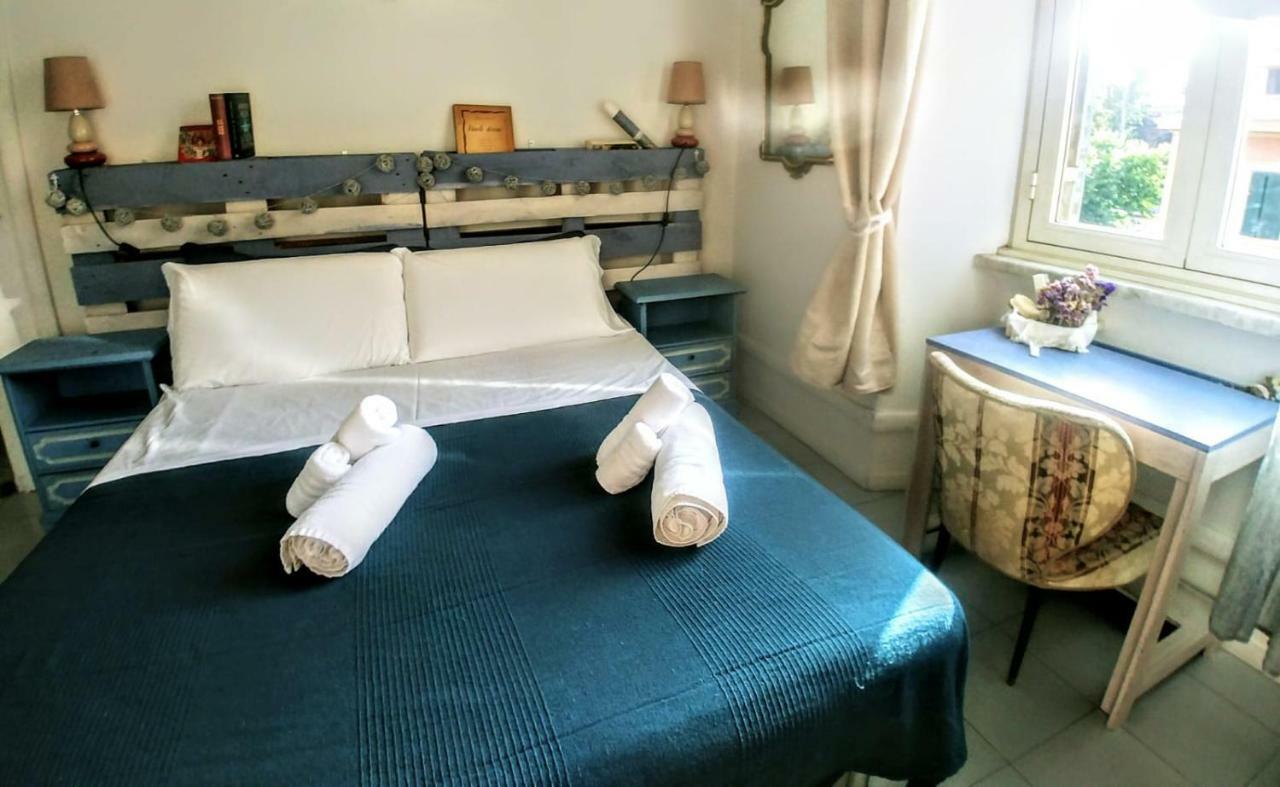Bed & Breakfast Next Stop *