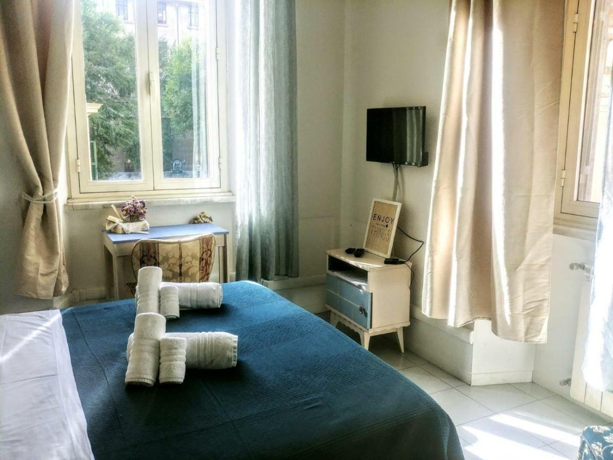 Next Stop Bed & Breakfast Rome